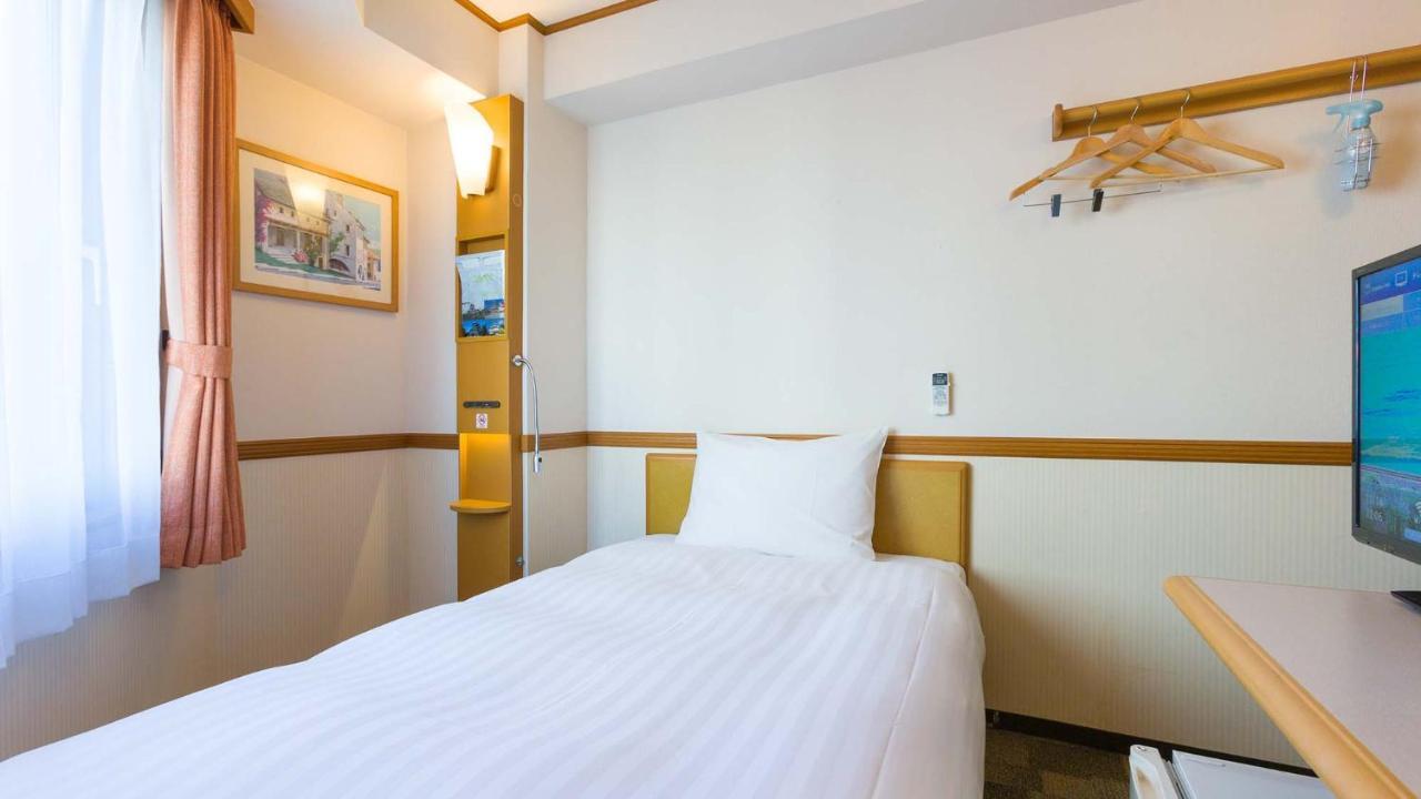 Toyoko Inn Tokyo Akiba Asakusabashi-Eki Higashi-Guchi Exterior foto
